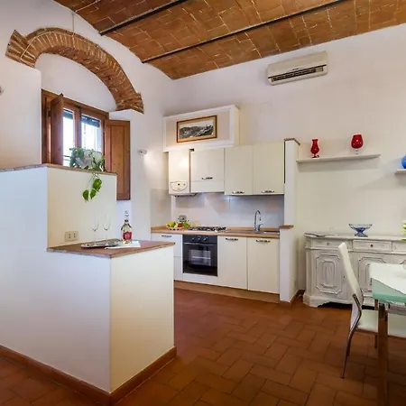 Lägenhet Pignone By Mmega